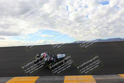 media/Sep-11-2022-SoCal Trackdays (Sun) [[81b7e951af]]/Bowl (820am)/